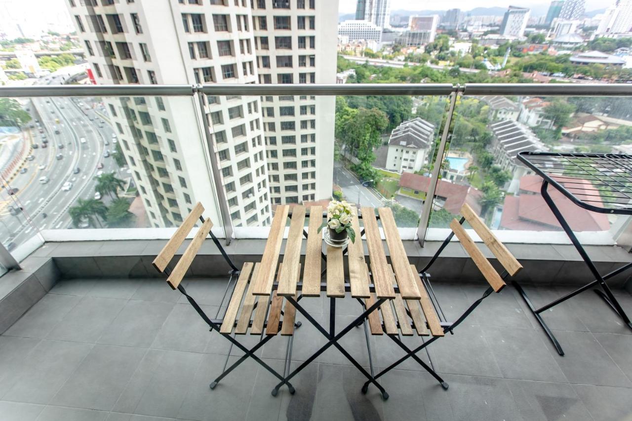 Rex Ollie @ Myhabitat Condominium Kuala Lumpur Kültér fotó